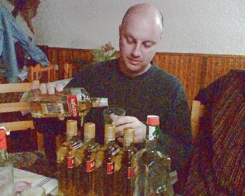 04:00 сутринта, само още една ракия
