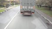 Никога не показвай среден пръст на руснак тираджия